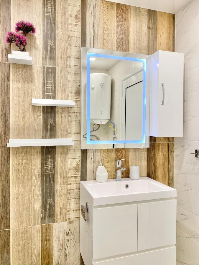 Colourful Apartment For 4 Guests And Free Parking Stara Zagora Exterior photo